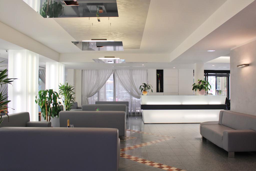 Hotel Delle Nazioni Milano Marittima Extérieur photo