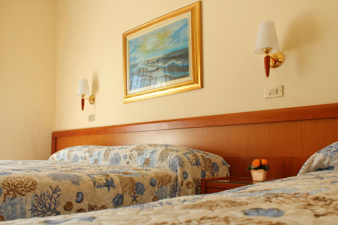 Hotel Delle Nazioni Milano Marittima Extérieur photo